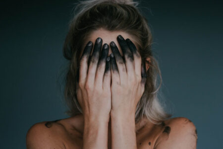 Hoe kan ik beter omgaan met negatieve emoties? - Dare! - Brengt organisaties in beweging | Dare! Beweegt