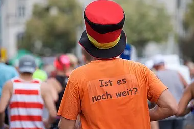 KiKa Marathon Berlijn: wat 42,195 kilometer mij leerde over doorzetten | Dare! Beweegt